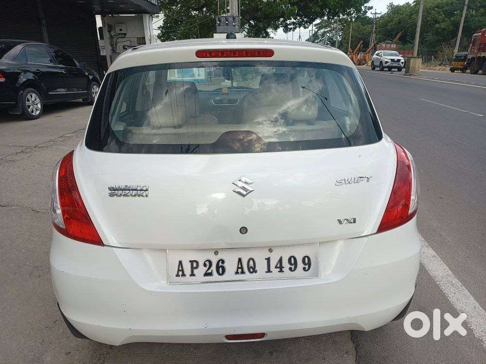 Maruti Suzuki Swift Vxi 1.2 Abs Bs-iv, 2012, Petrol