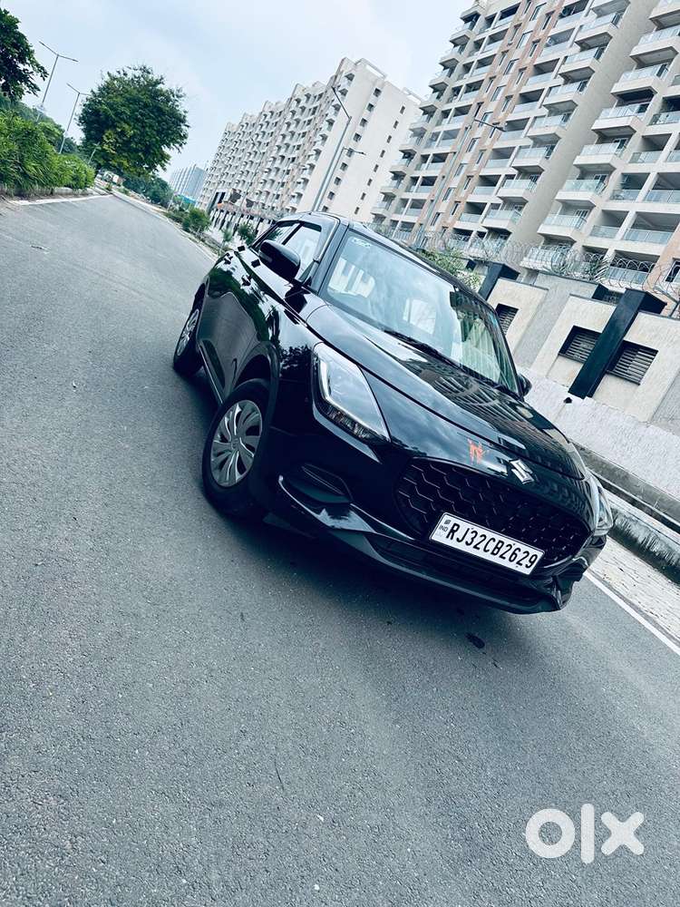 Maruti Suzuki Swift Vxi 2025