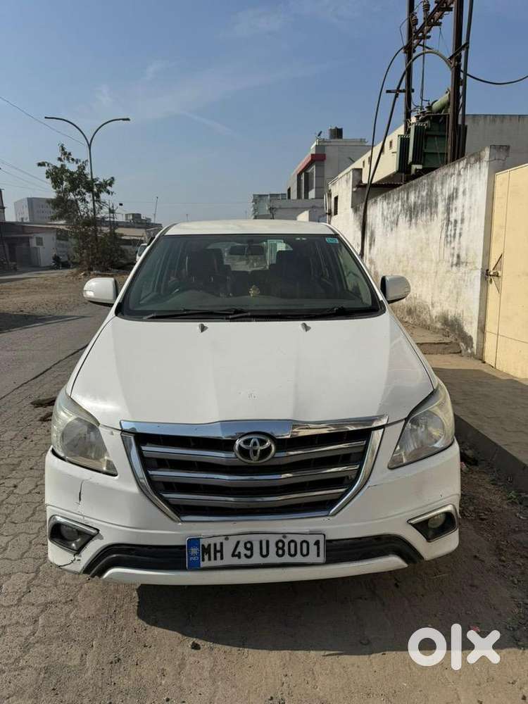 Toyota Innova 2014 Diesel Well Maintained
