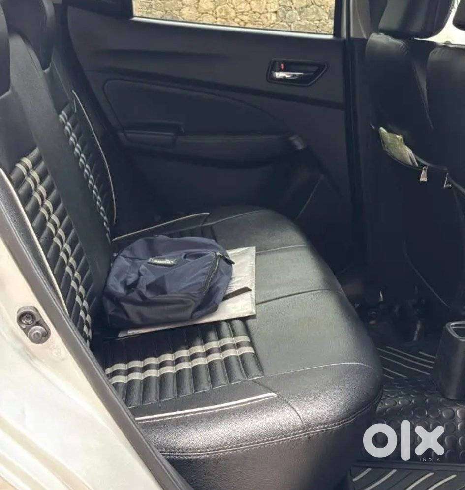 Maruti Suzuki Swift Vxi + Manual, 2022, Petrol