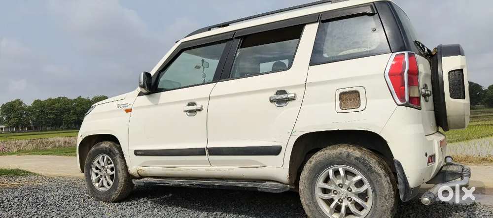 Mahindra Tuv 300 2018 Diesel Well Maintained