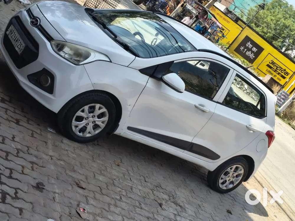 Hyundai Grand I10 2016 Cng & Hybrids Good Condition