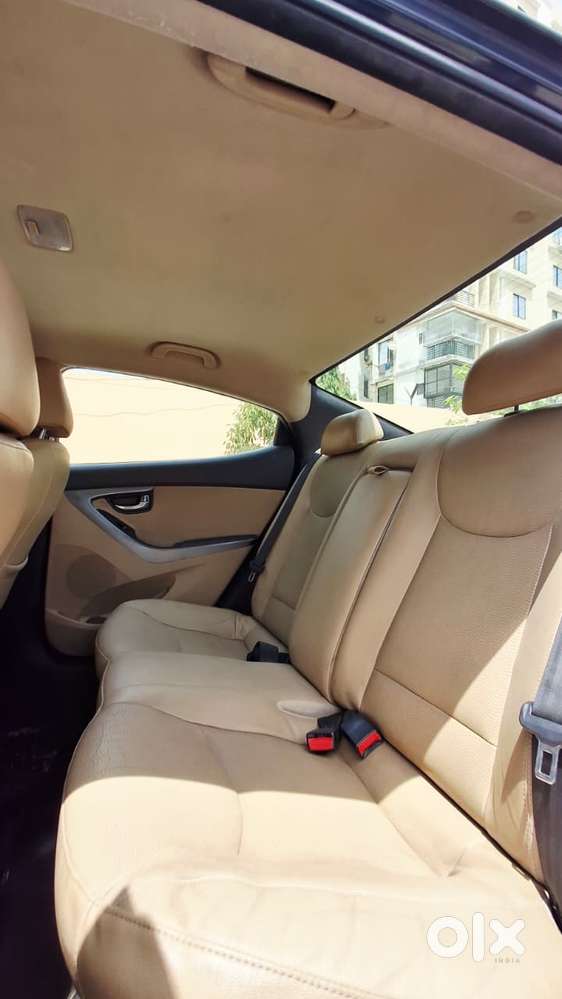 Hyundai Elantra 2.0 S, 2014, Petrol
