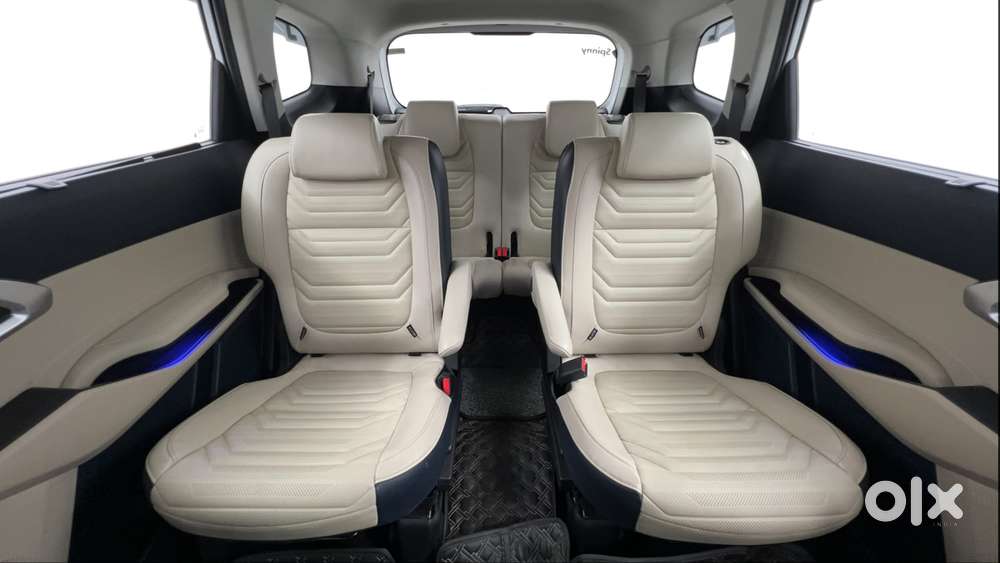 Kia Carens 1.4 Luxury Plus Dct 7 Str, 2022, Petrol