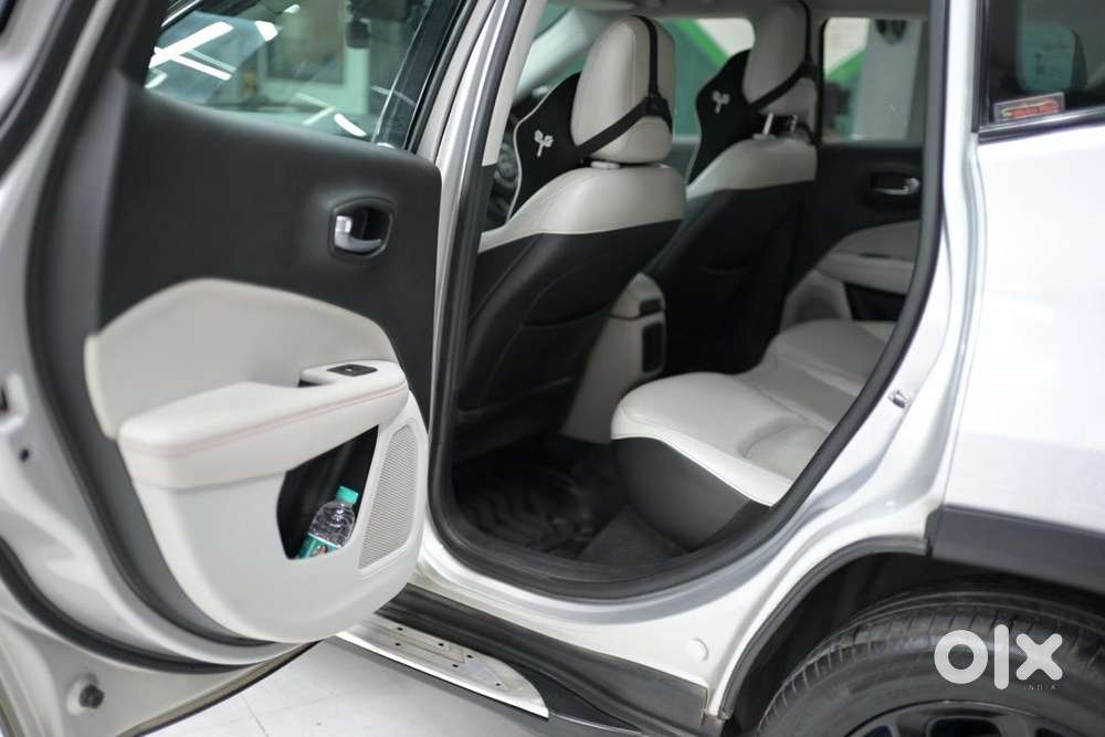 Jeep Compass Limited Plus  Diesel  Negotiable Price   Dl Registered