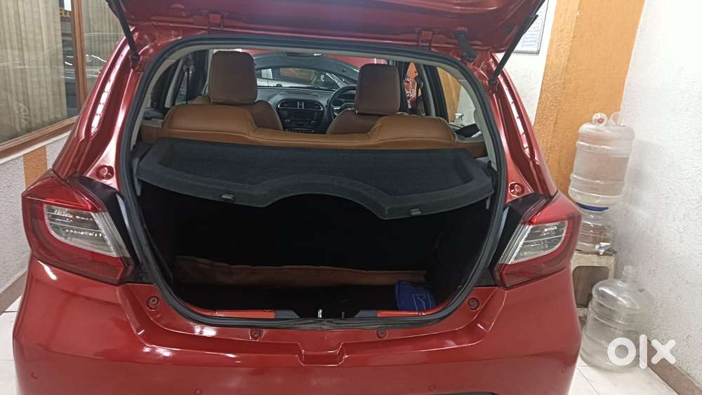 Tata Tiago Xz, 2017, Petrol