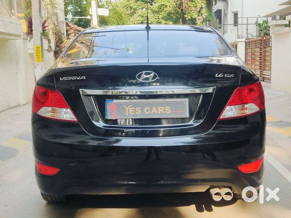 Hyundai Verna 1.6 Fluidic Vtvt S (o) At, 2014, Petrol
