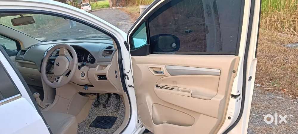 Maruti Suzuki Ertiga 2017 Diesel 120000 Km Driven