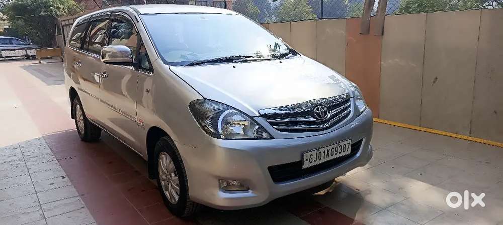 Toyota Innova 2010 Diesel Well Maintained. Rc Valid 2030.