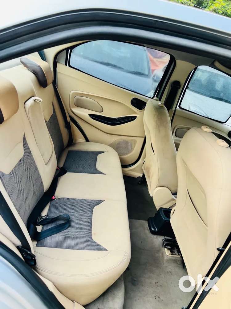 Ford Figo Aspire Titanium Blu, 2018, Petrol