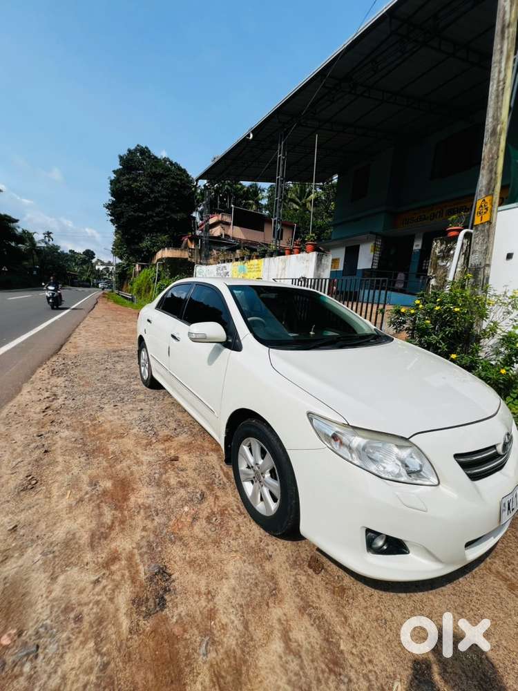 Toyota Corolla Altis 2011 Car