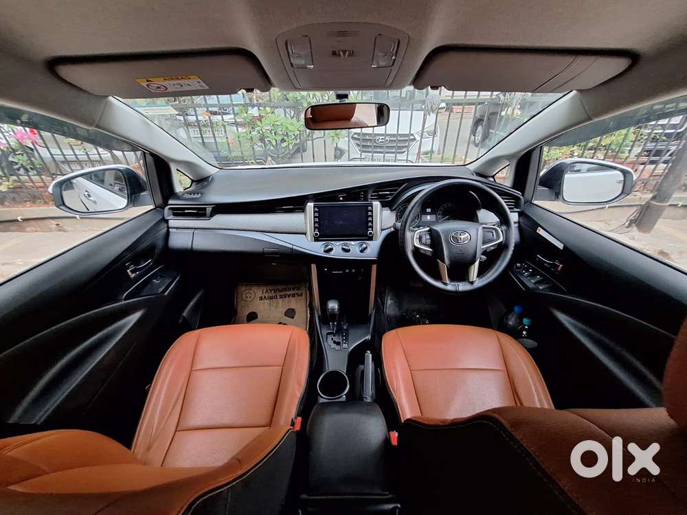 Toyota Innova Crysta [2020-ongoing] 2.4 Gx 7 Str, 2022, Diesel
