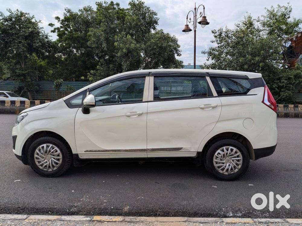 Mahindra Marazzo M2, 2019, Diesel