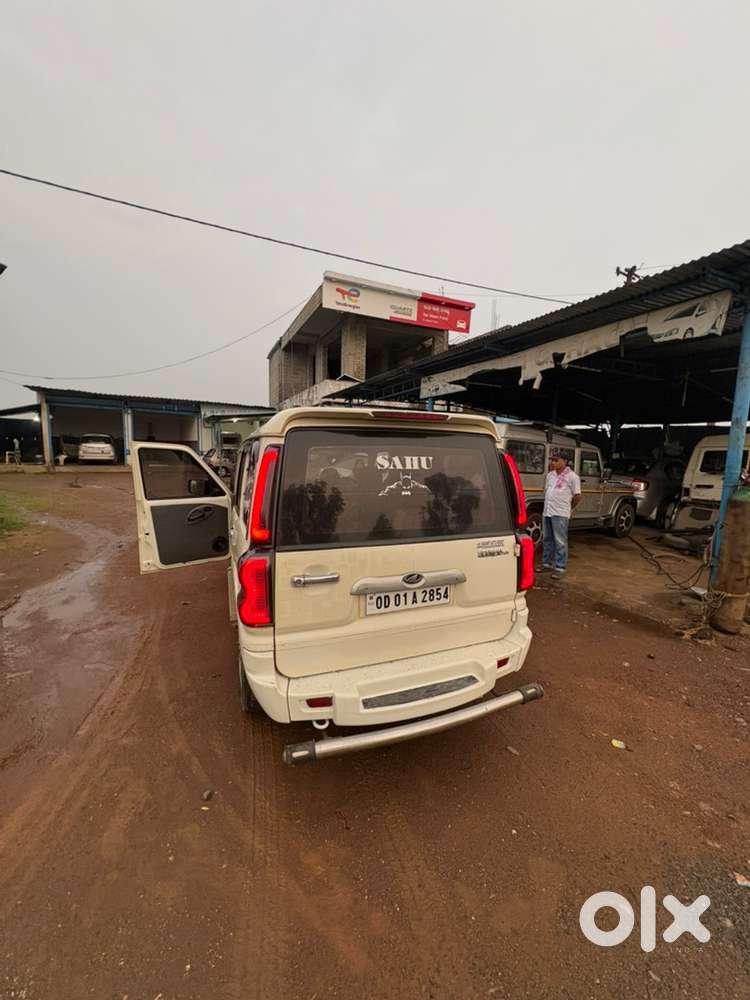 Mahindra Scorpio Lx  Manual 2014 New Condition Full Modified