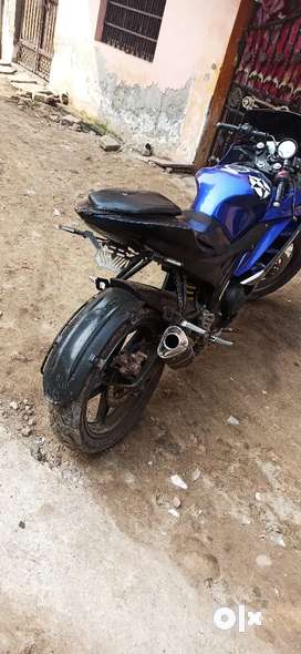 R15 bike 2nd online hand