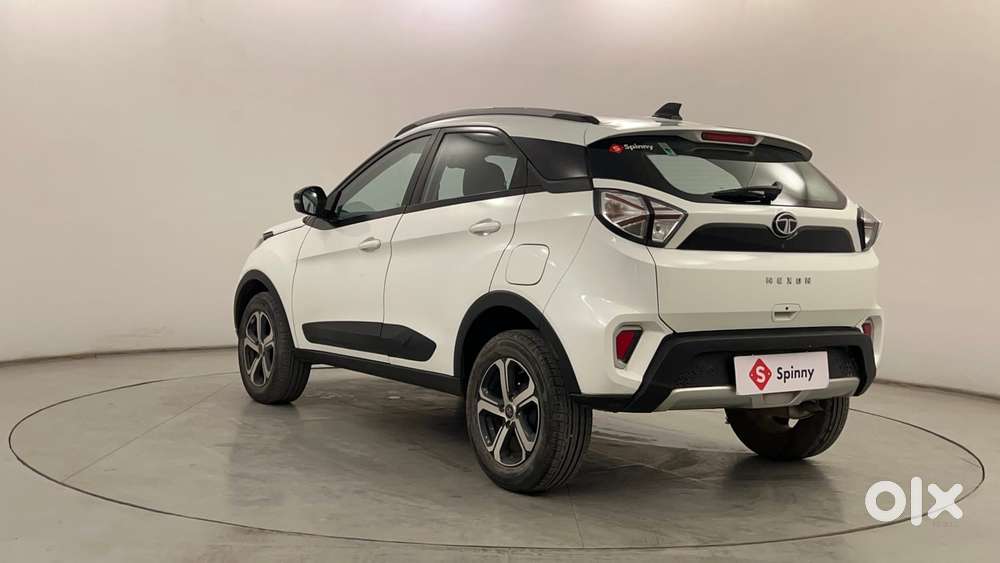 Tata Nexon Xz Plus (hs), 2022, Petrol