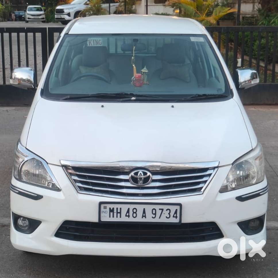 Toyota Innova 2.5 G (diesel) 8 Seater, 2012, Diesel