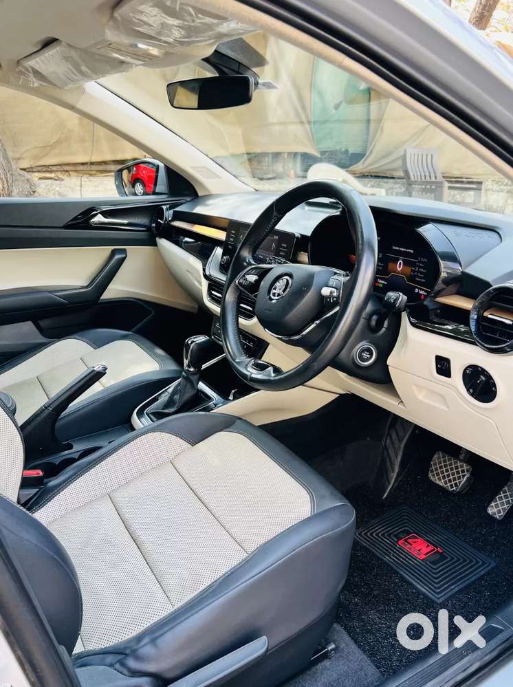 Skoda Slavia Style 1.0l Tsi At, 2022, Petrol