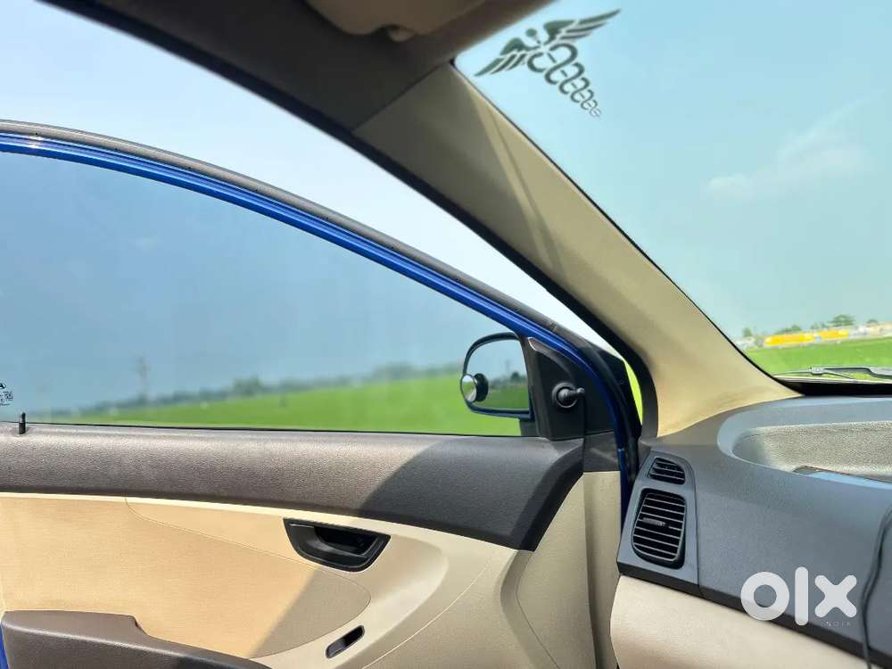 Hyundai Eon Magna+ , Blue (lifetime Tax Paid)
