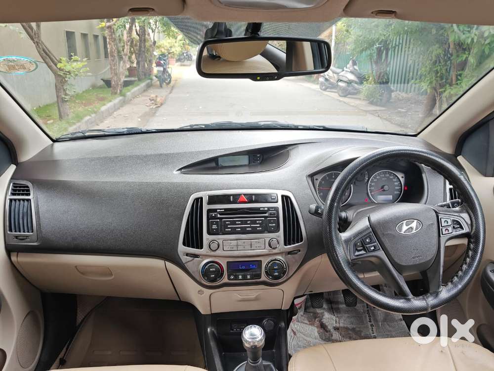Hyundai I20 Sportz 1.2 Bs-iv, 2013, Petrol