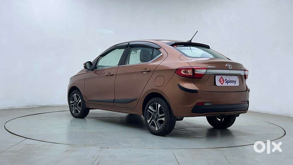 Tata Tigor Xza, 2018, Petrol