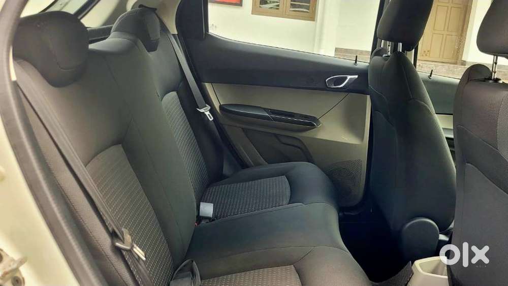 Tata Tiago 1.2 Revotron Xt Option, 2020, Petrol
