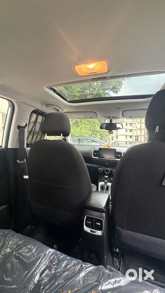 Hyundai Venue 2020 Automatic Mint Condition With Sunroof