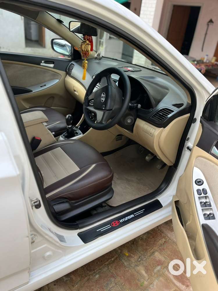 Hyundai Fluidic Verna 2014