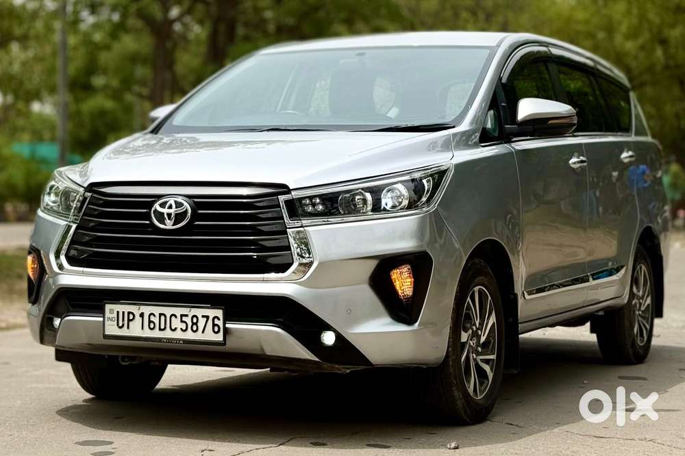Toyota Innova Crysta 2.7 Vx Mt, 2022, Diesel