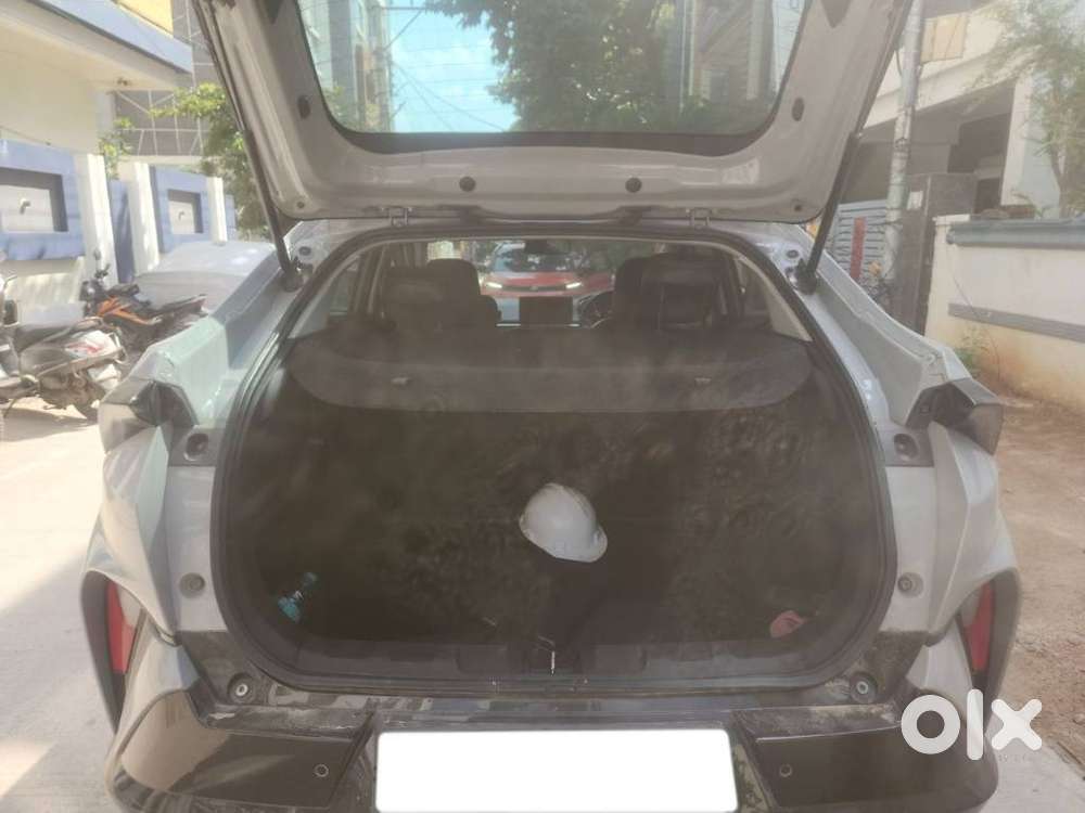 Tata Curvv Crtv Amt, 2024, Petrol