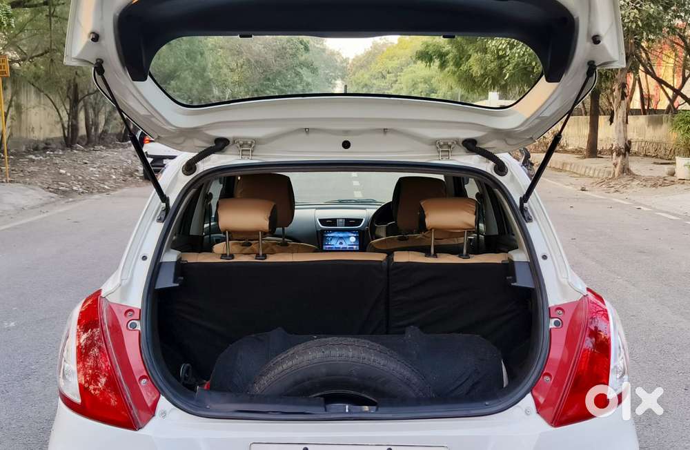 Maruti Suzuki Swift Vxi + Manual, 2015, Petrol