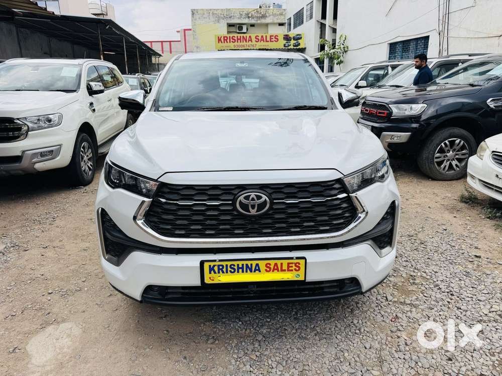 Toyota Innova Hycross 2.0 Gx 8 Str, 2026, Petrol