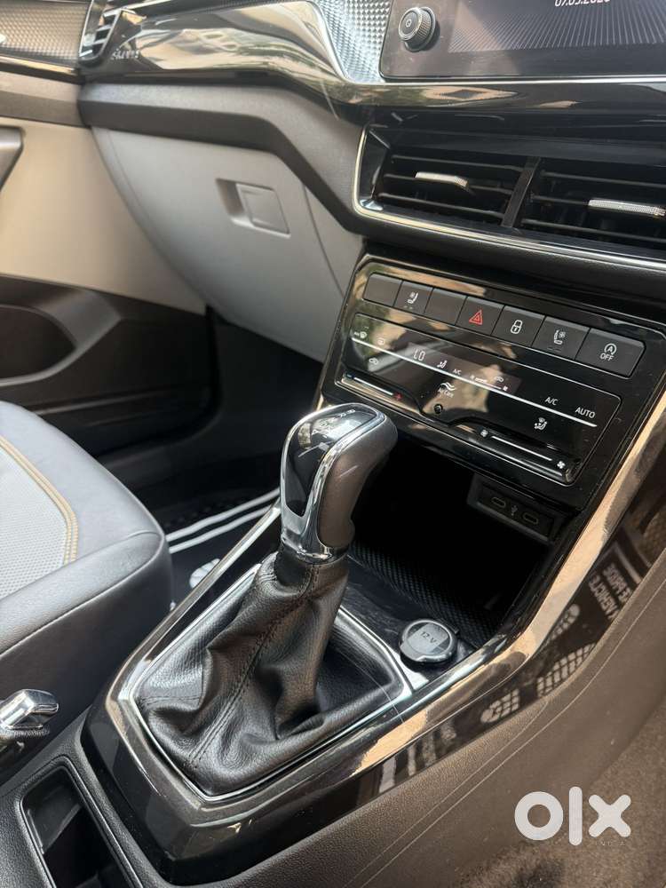 Skoda Kushaq 1.0 Tsi Style At, 2024, Petrol