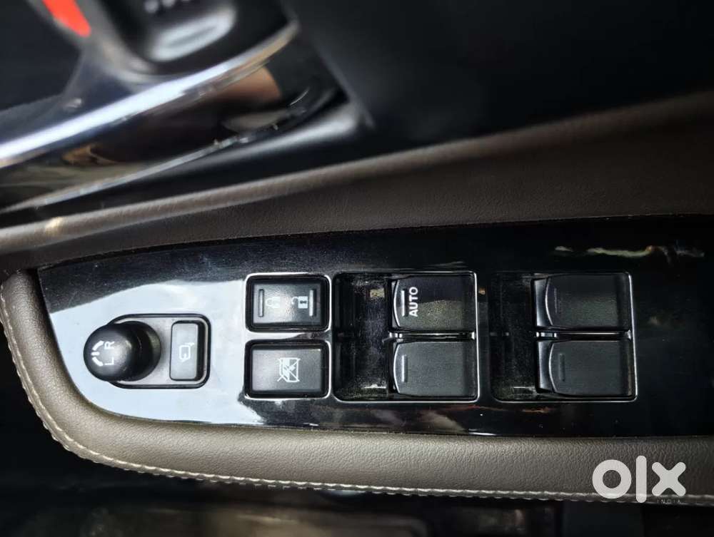 Toyota Urban Cruiser Hyryder 1.5 V Hybrid, 2022, Petrol
