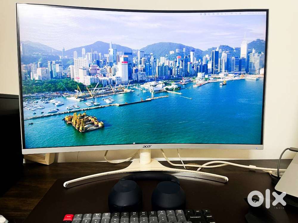 32 Inches Curved Monitor - Hard Disks, Printers & Monitors - 1826283347