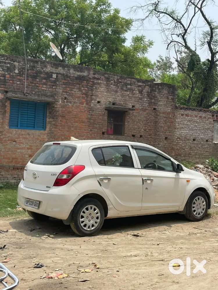 Hyundai I20 2010 Petrol 75000 Km Driven