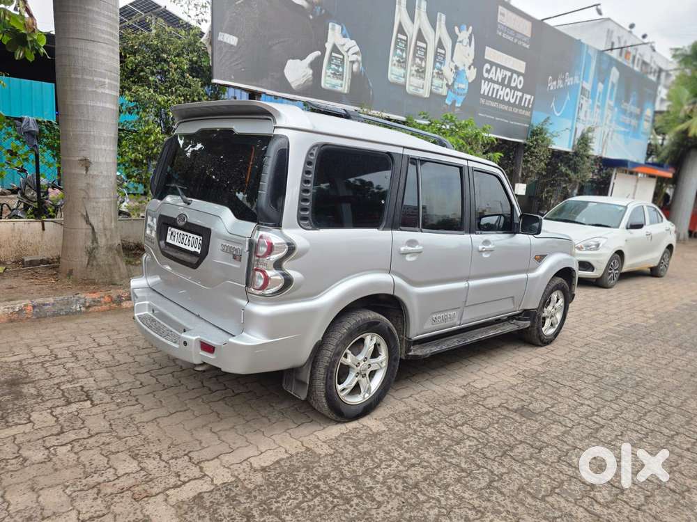 Mahindra Scorpio S10 8 Seater, 2016, Diesel
