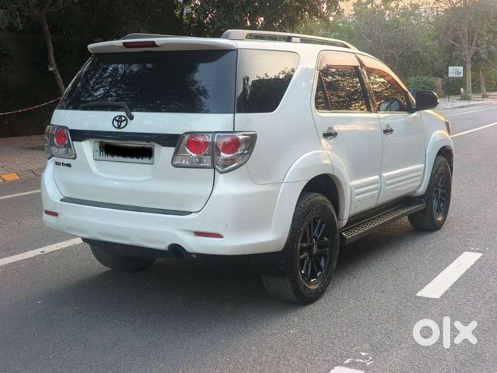 Toyota Fortuner 2011-2016 4x2 Manual, 2012, Diesel