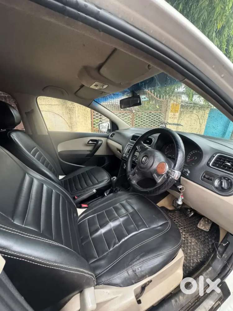 Volkswagen Polo 2013 Petrol 100000 Km Driven