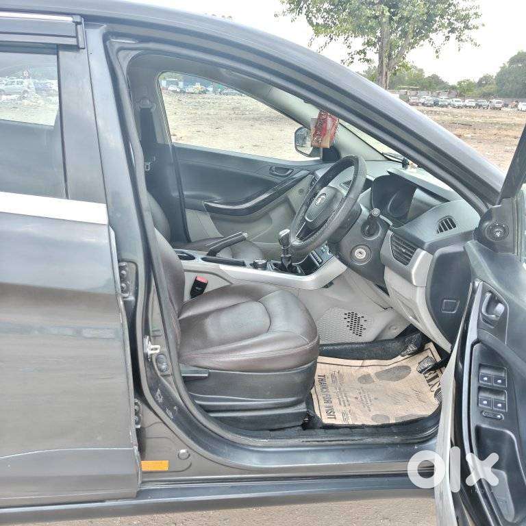 Tata Nexon 1.5 Revotorq Xm (s), 2018, Diesel