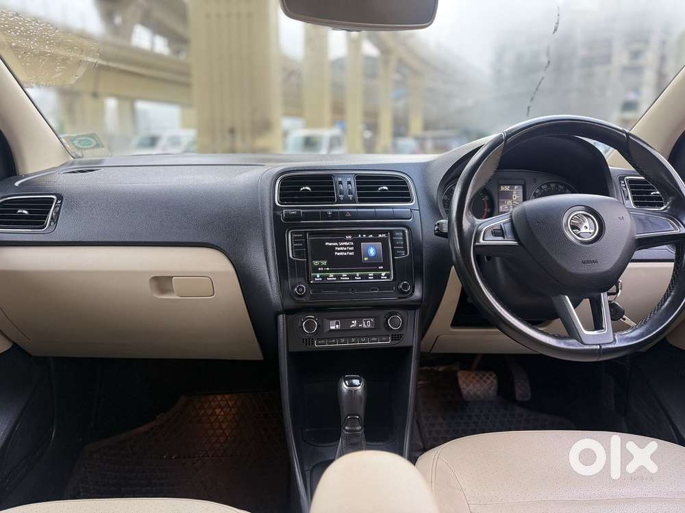 Skoda Rapid 1.6 Mpi At Style, 2017, Petrol