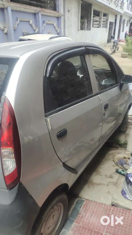 Tata Nano 2012