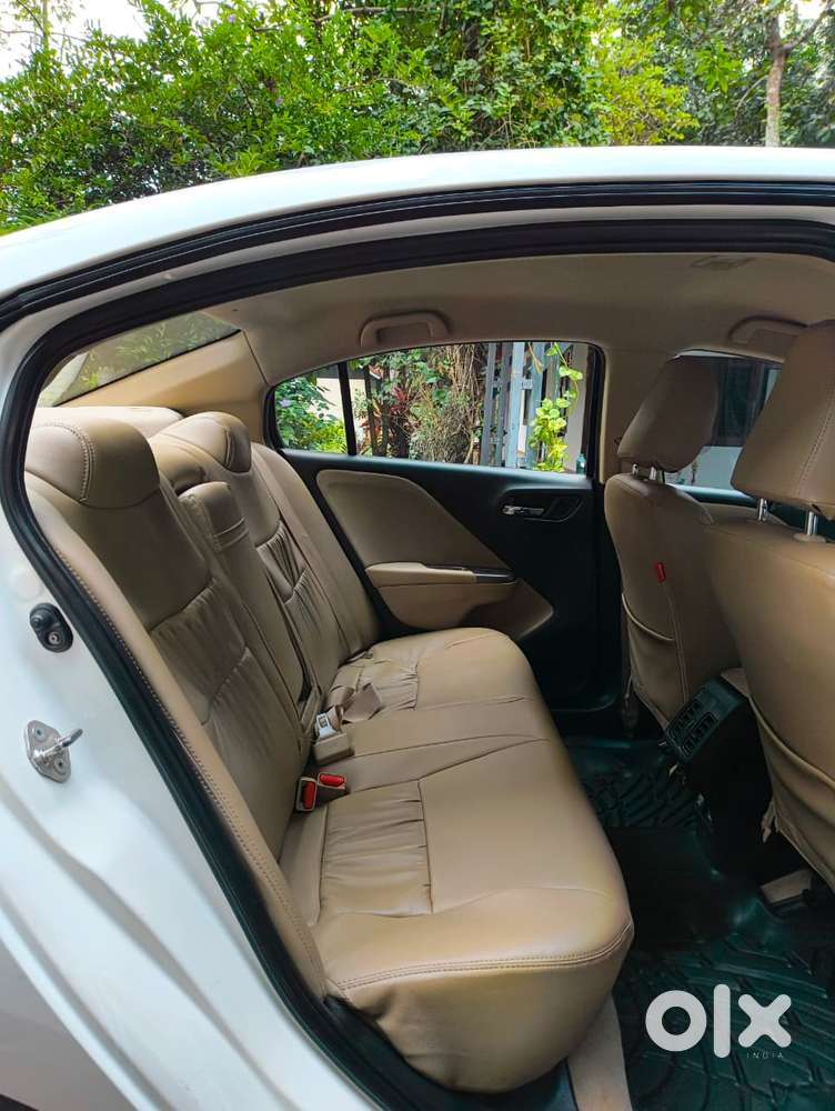Honda City I-vtec V, 2016, Petrol