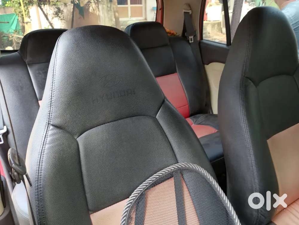 Hyundai Santro Selling