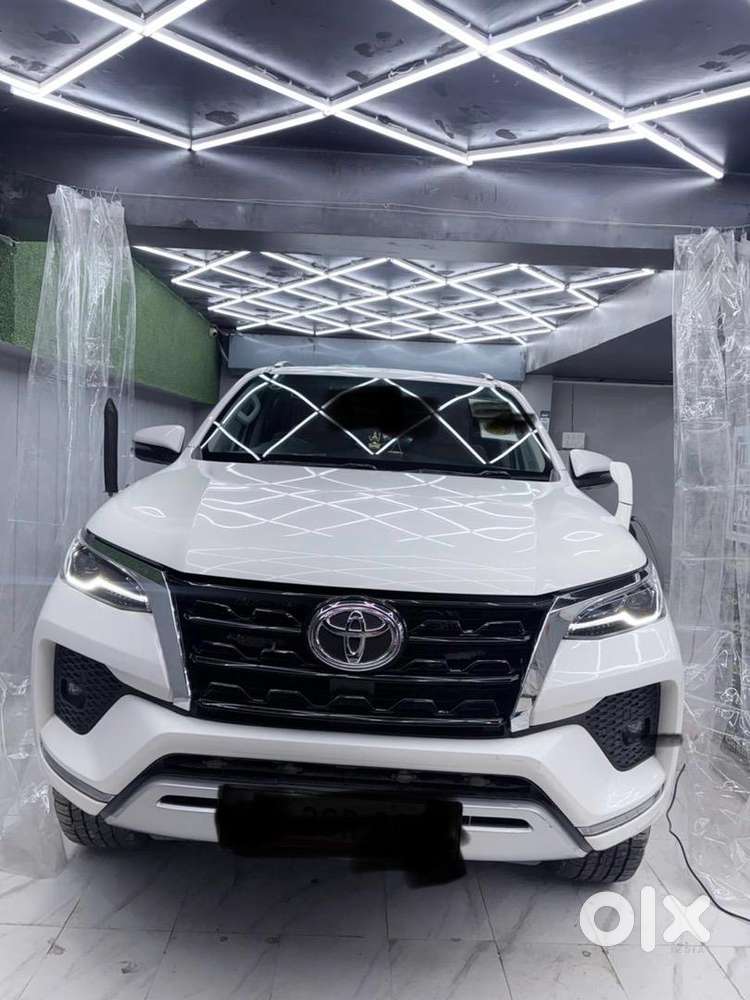 Toyota Fortuner 2022 Diesel Well Maintained