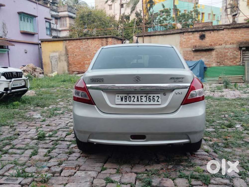 Maruti Suzuki Swift Dzire 1.2 Vxi Bsiv, 2013, Petrol