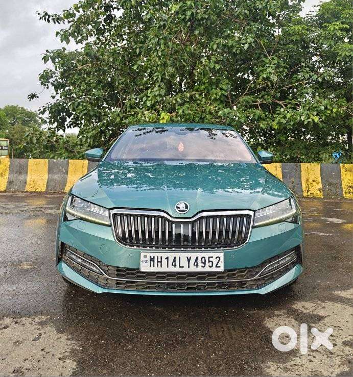 Skoda Superb 2.0 L&k Tsi At, 2024, Petrol