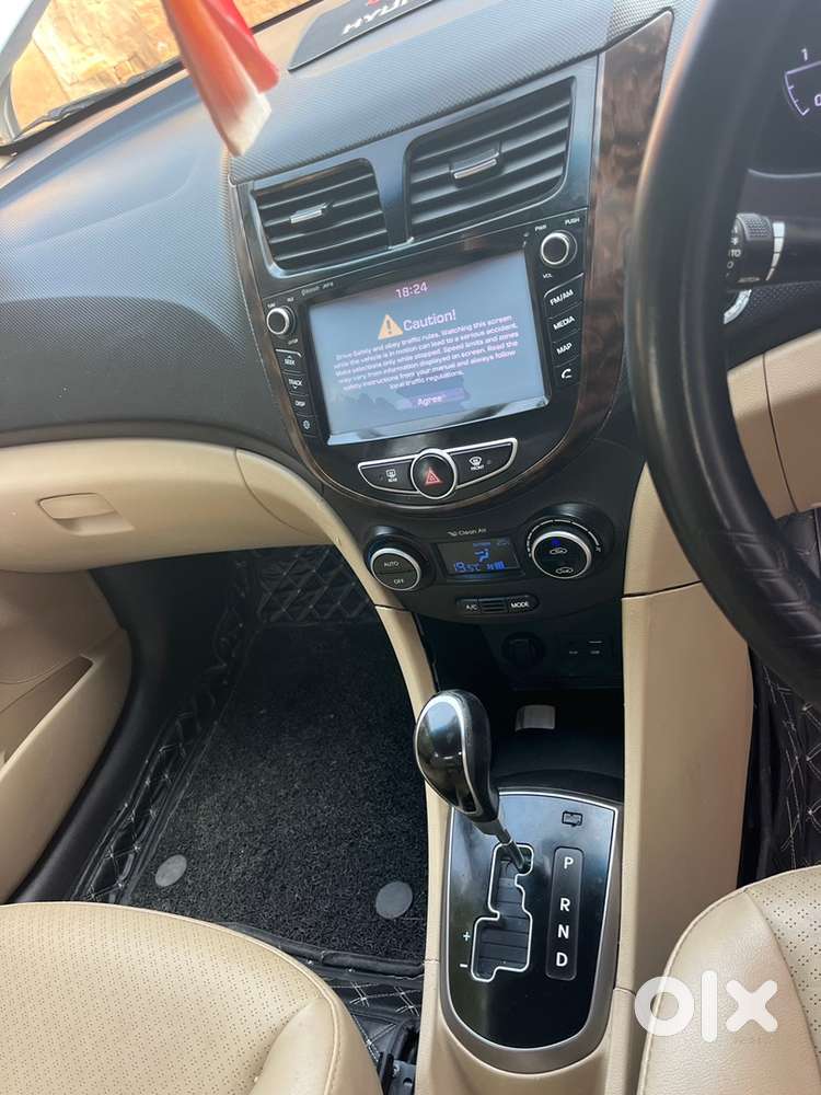 Hyundai Fluidic Verna 2016