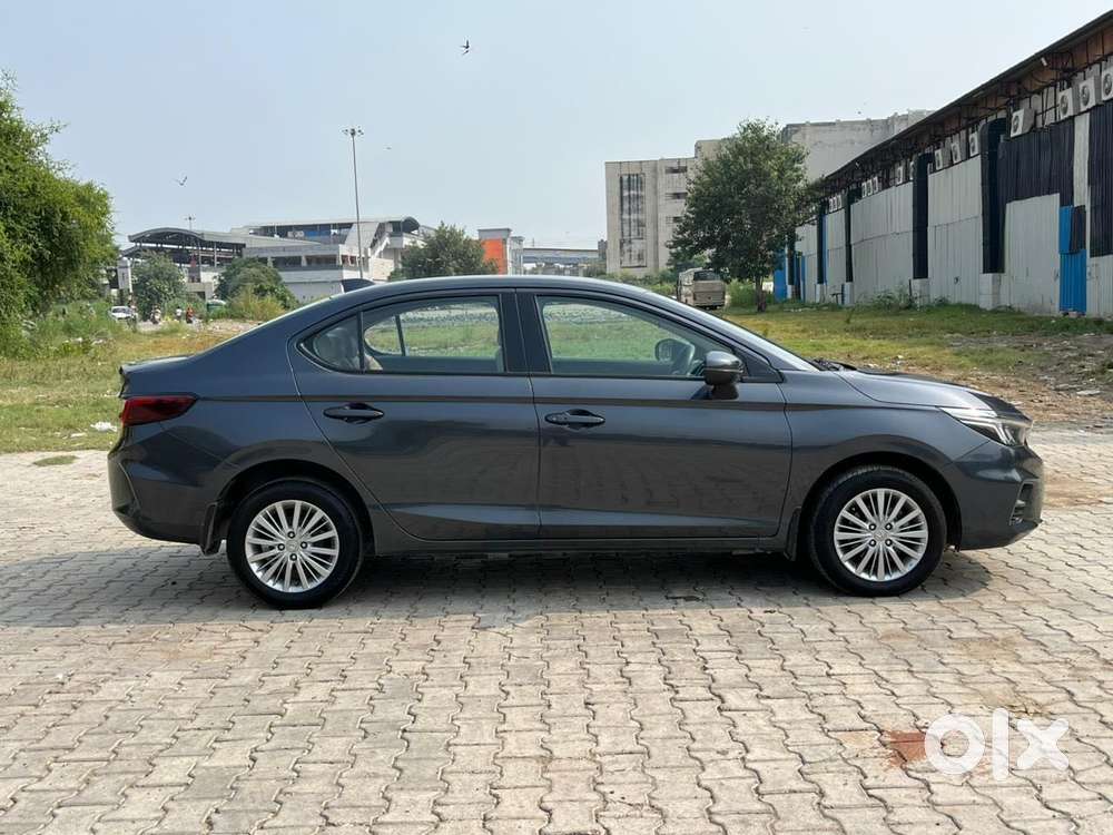 Honda City 1.5 V 5th Gen I-vtec Mt, 2022, Petrol