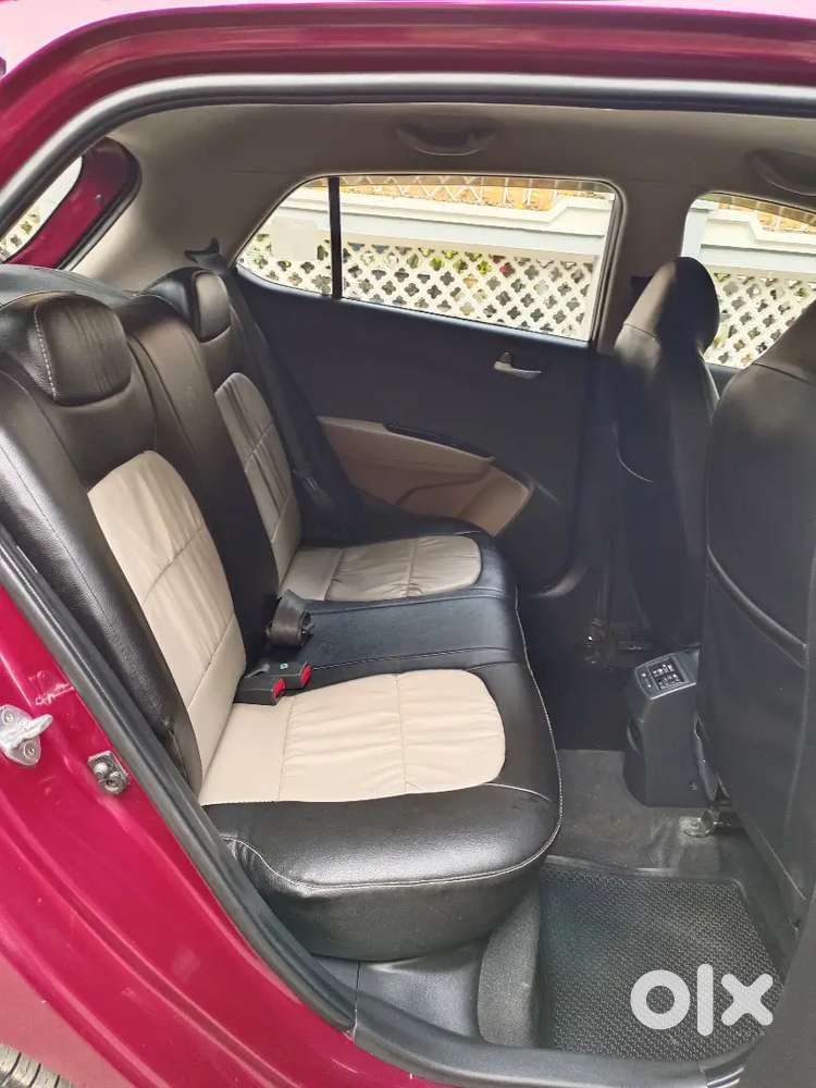 Hyundai I10 Grand 2014 Sportz 1stowner Button Start Showroom Condition